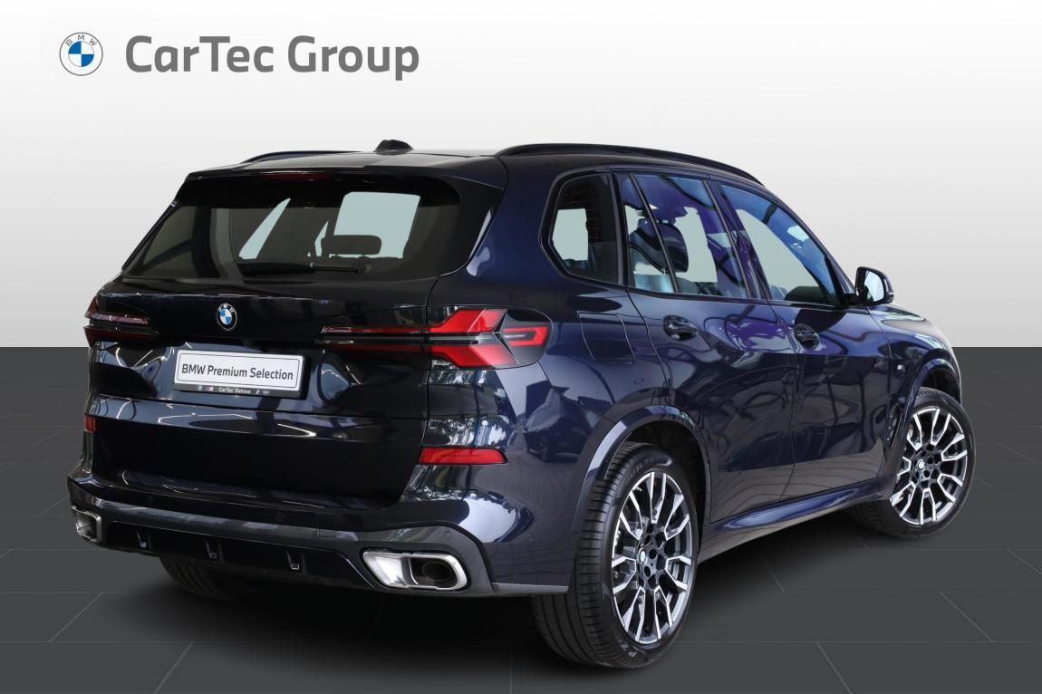 BMW X5, xDrive30d - fotka 3