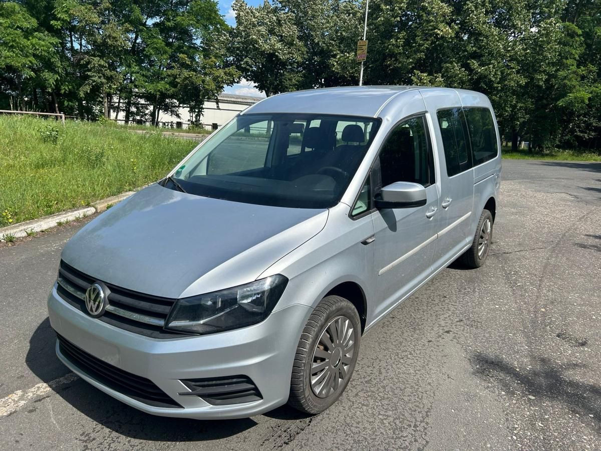 Volkswagen Caddy, 2.0 TDI Maxi 7 míst - fotka 2