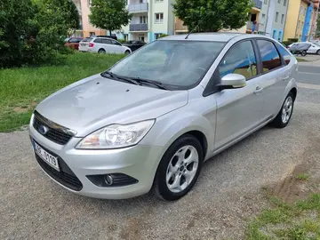 Ford Focus, Ford Focus 1.6i 74kw