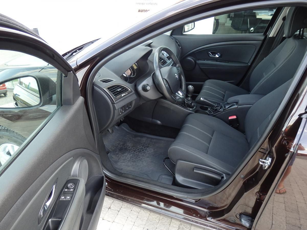 Renault Mégane, 1,2 TCE PARIS EDITION - fotka 6