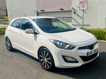 Hyundai i30, 1.6 CVVT Trikolor  1. majitel