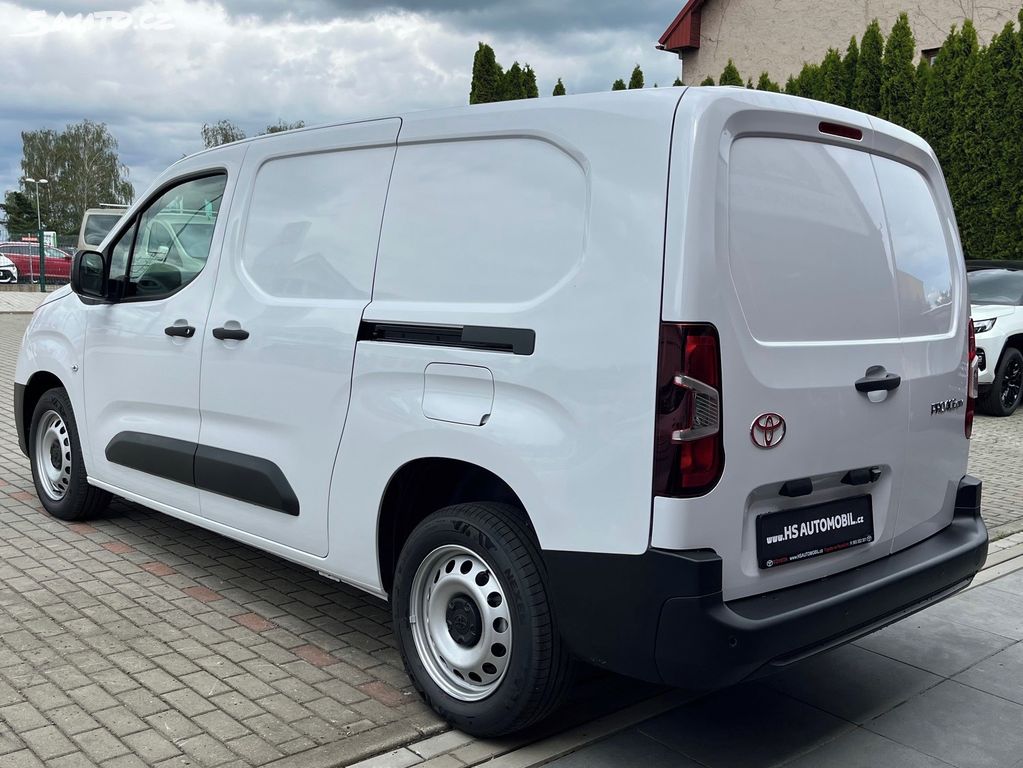 Multim Toyota Proace City L2 1,5D 100PS Multim | Sauto.cz