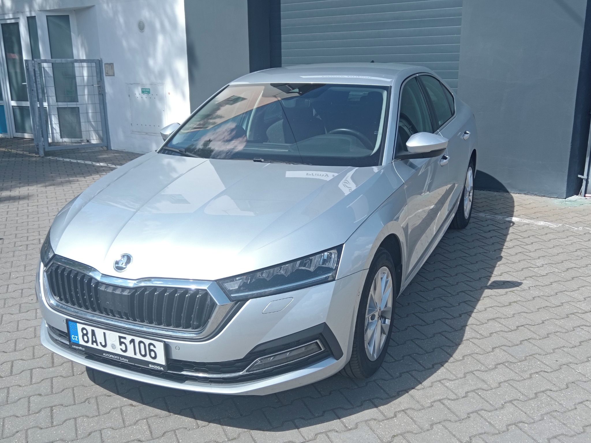 Škoda Octavia, 2,0 TDi, Style DSG - fotka 3