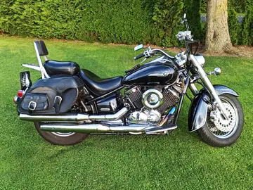 Yamaha XVS DragStar, DragStar 1100, bohatá výbava