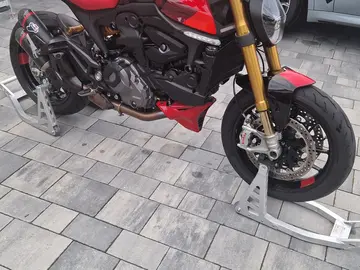 Ducati Monster, Ducati Monster SP
