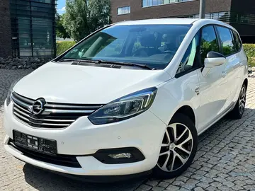 Opel Zafira, 1.6CDTi 100kW DPH KAM LED 1.MA