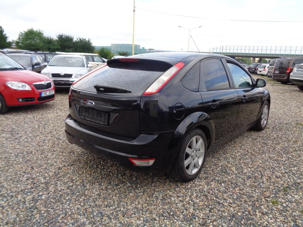 Ford Focus, 1,6 - fotka 5