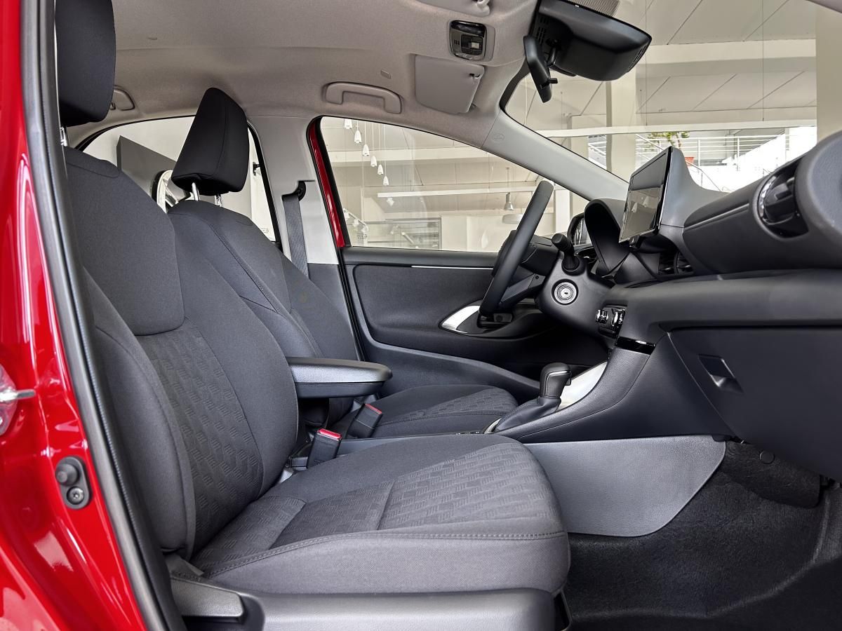 Mazda 2 Hybrid, 1,5 AT Centre-line - fotka 6
