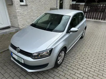 Volkswagen Polo, 31.394 km, servis jen VW !