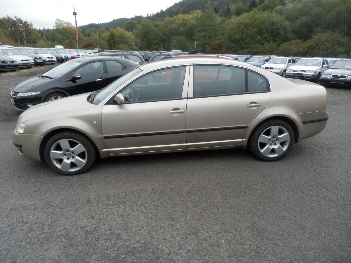 Škoda Superb, 1,9TDI 74KW DIGI-KLIMA - fotka 3