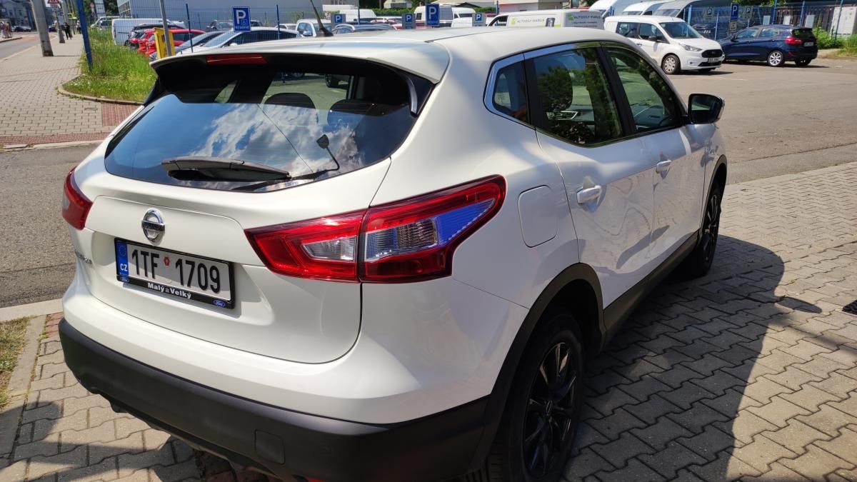 Nissan Qashqai, 1.2 DIG-T, 1.maj,ČR, - fotka 5