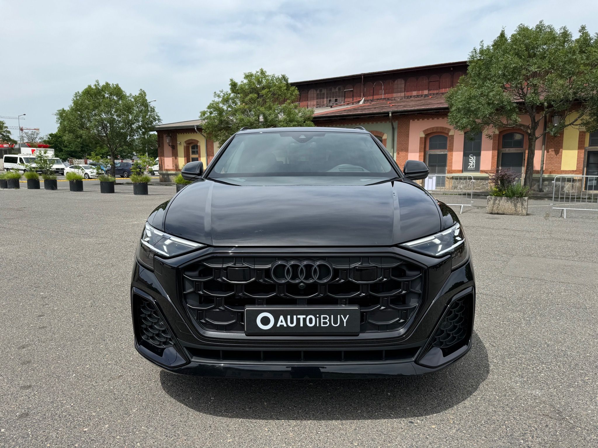 Audi Q8, 50 TDI SLINE - FACELIFT - MAX - fotka 4
