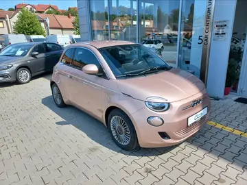 Fiat 500E, 320 km  42 kWh