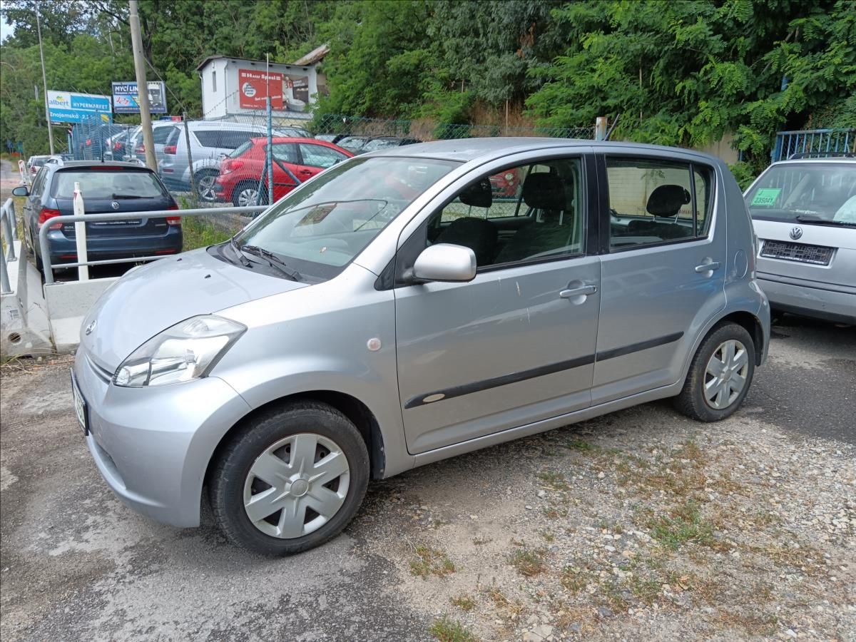Daihatsu Sirion, 1,0 i Top - fotka 5