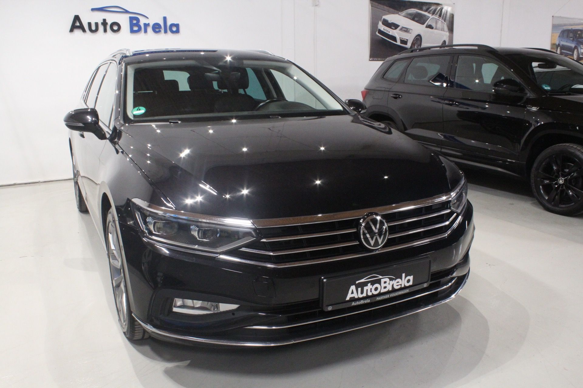 Volkswagen Passat, 2.0TDI DSG Highline Display - fotka 2