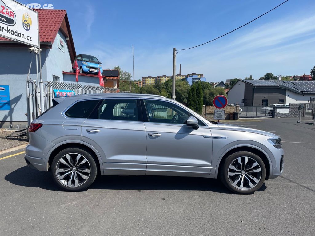 Volkswagen Touareg, 3,0 TDi 4X4 210kW R-LINE