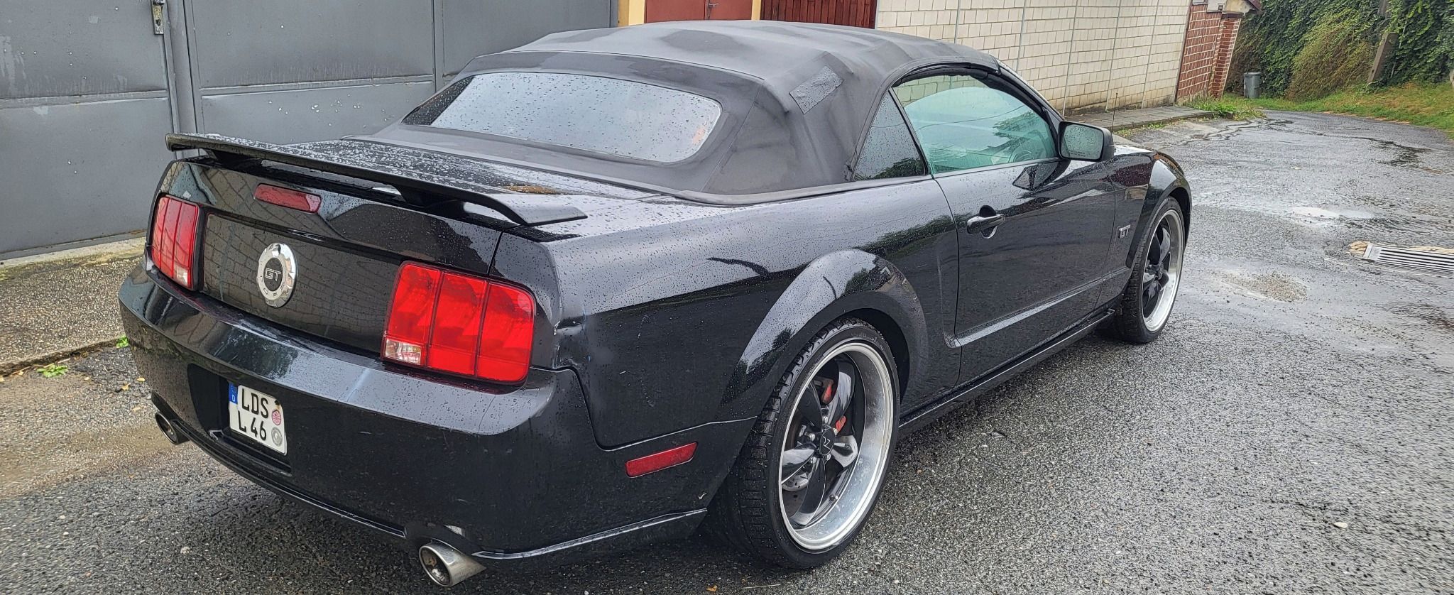 Ford Mustang, 4.6 GT cabrio,plyn,lad.výfuky - fotka 2
