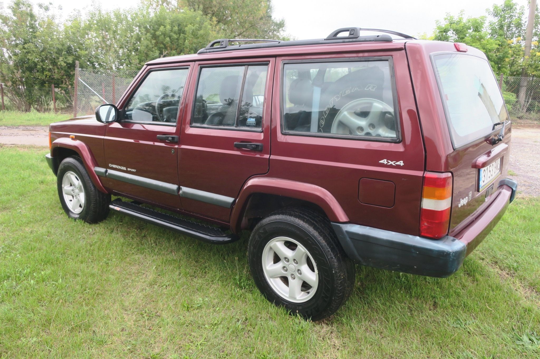 Jeep Cherokee, 2.5 TD SPORT, BEZ KOROZE !! - fotka 4