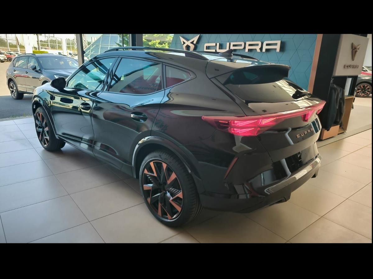 Cupra Formentor, 1.5 e-TSI 150k DSG - fotka 6