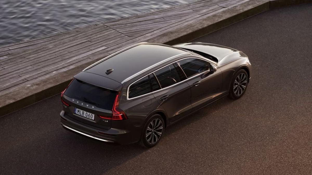Volvo V60, PLUS BRIGHT, T6 AWD, 186+107 k
