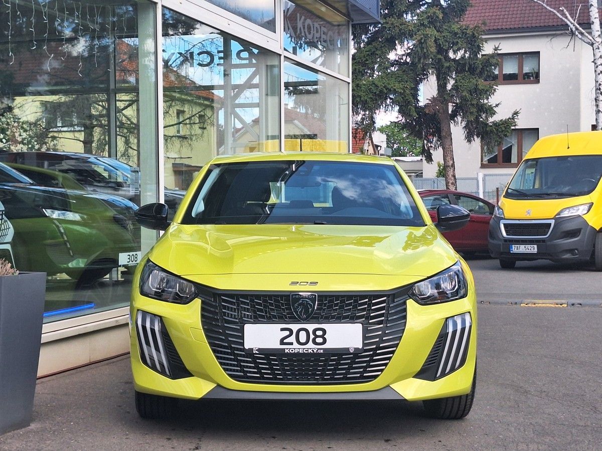 Peugeot 208, STYLE 1.2 TURBO 100k MAN6 - fotka 2