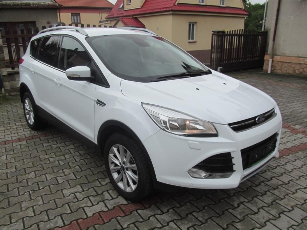 Ford Kuga, 2,0 TOP STAV  4x4 TITANIUM TAŽ - fotka 2