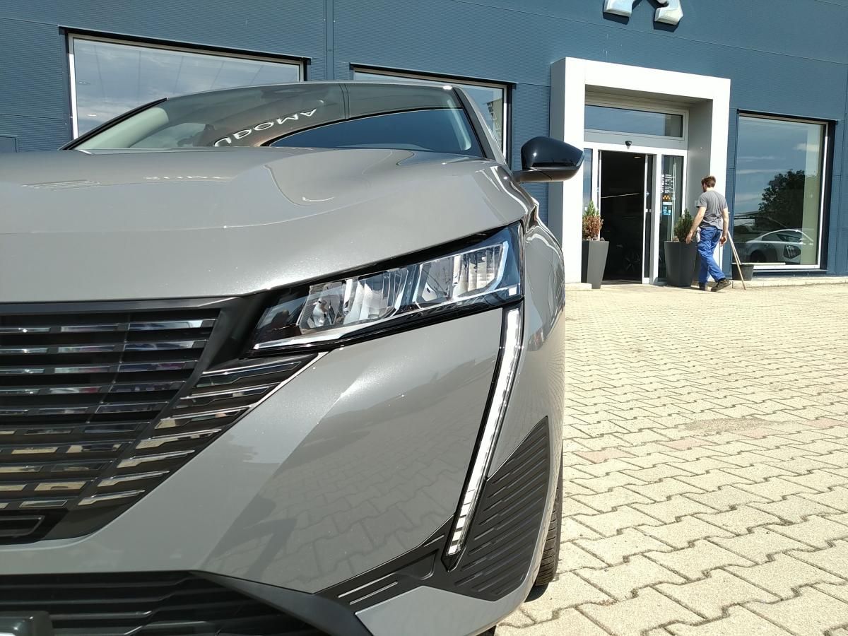 Peugeot 308, SW E-ALLURE 156k/54kWh bat. - fotka 4