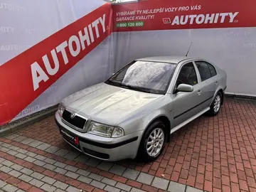 Škoda Octavia, 1.6 MPi Tour, Klimatizace, ČR