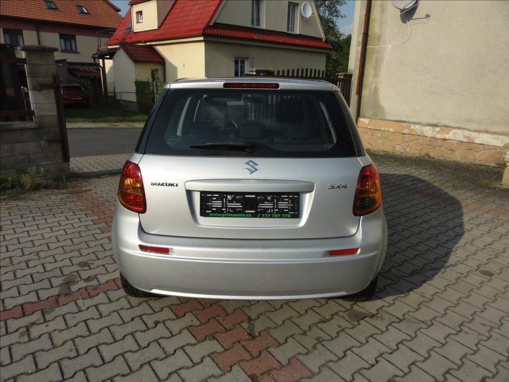 Suzuki SX4, 1,6 VVT GLX bez koroze - fotka 5