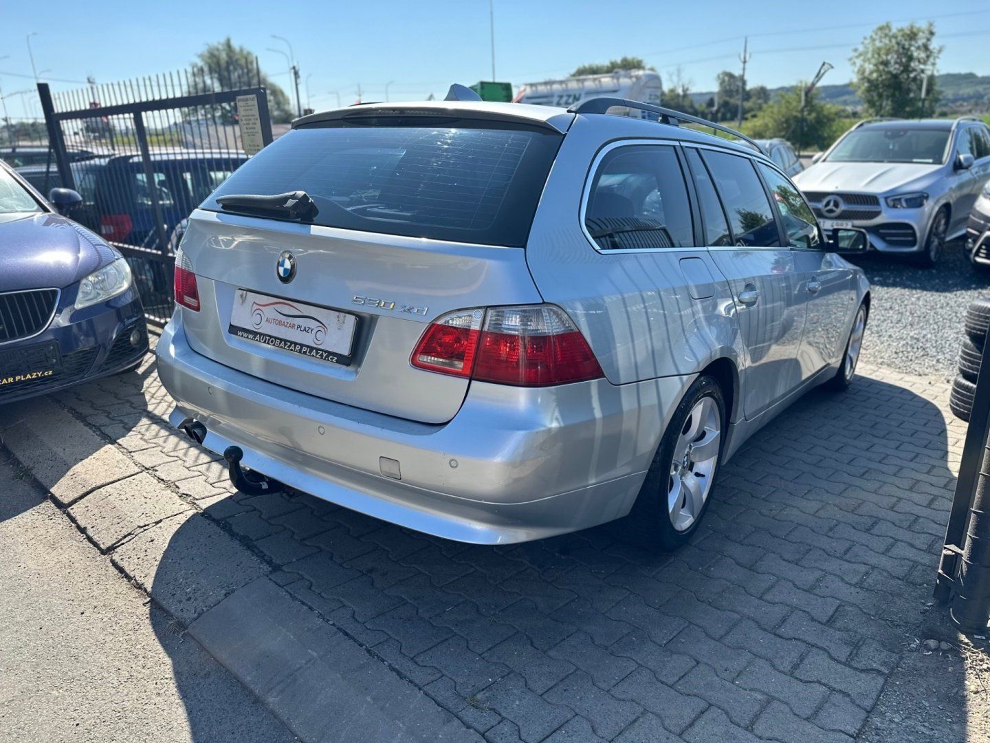 BMW Řada 5, 530Xd PĚKNÝ STAV - fotka 6