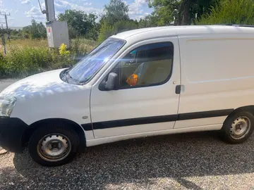 Peugeot Partner, 2  HDI 66 KW, tažné klima