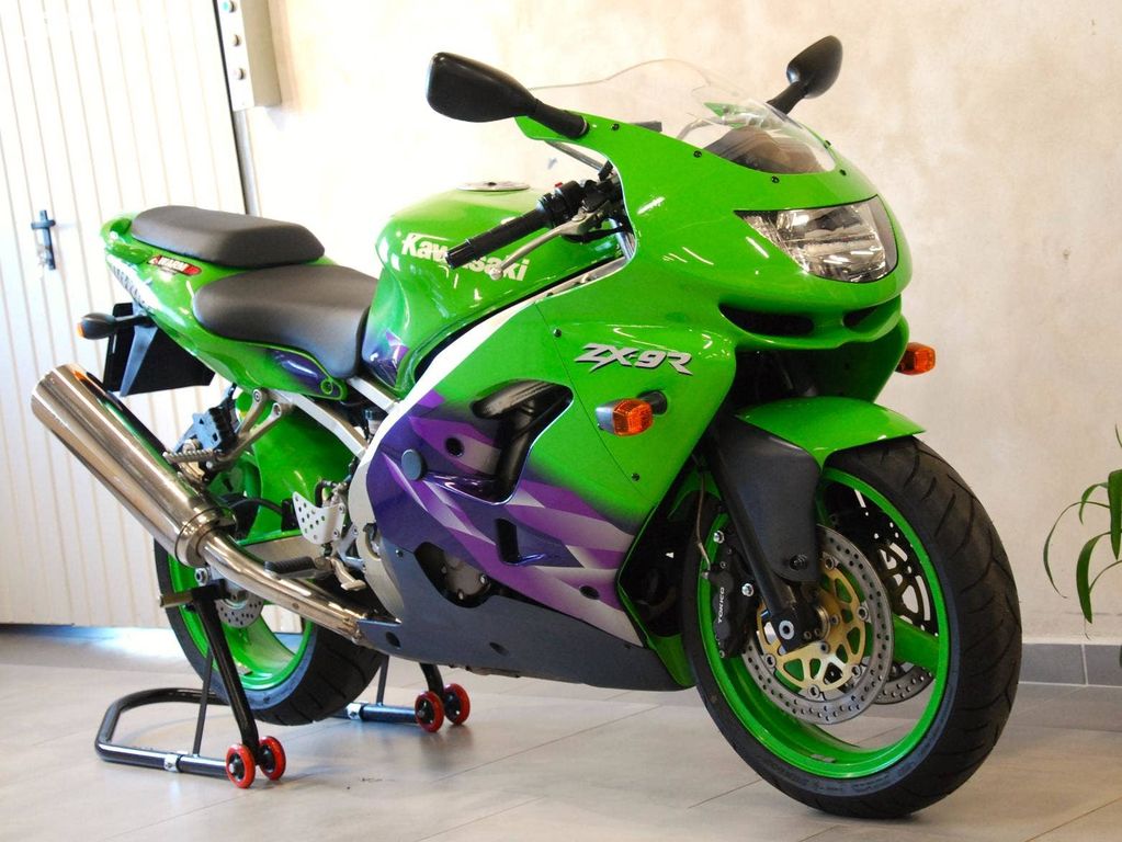 Kawasaki ZX Ninja -9R - krásný stav | Sauto.cz