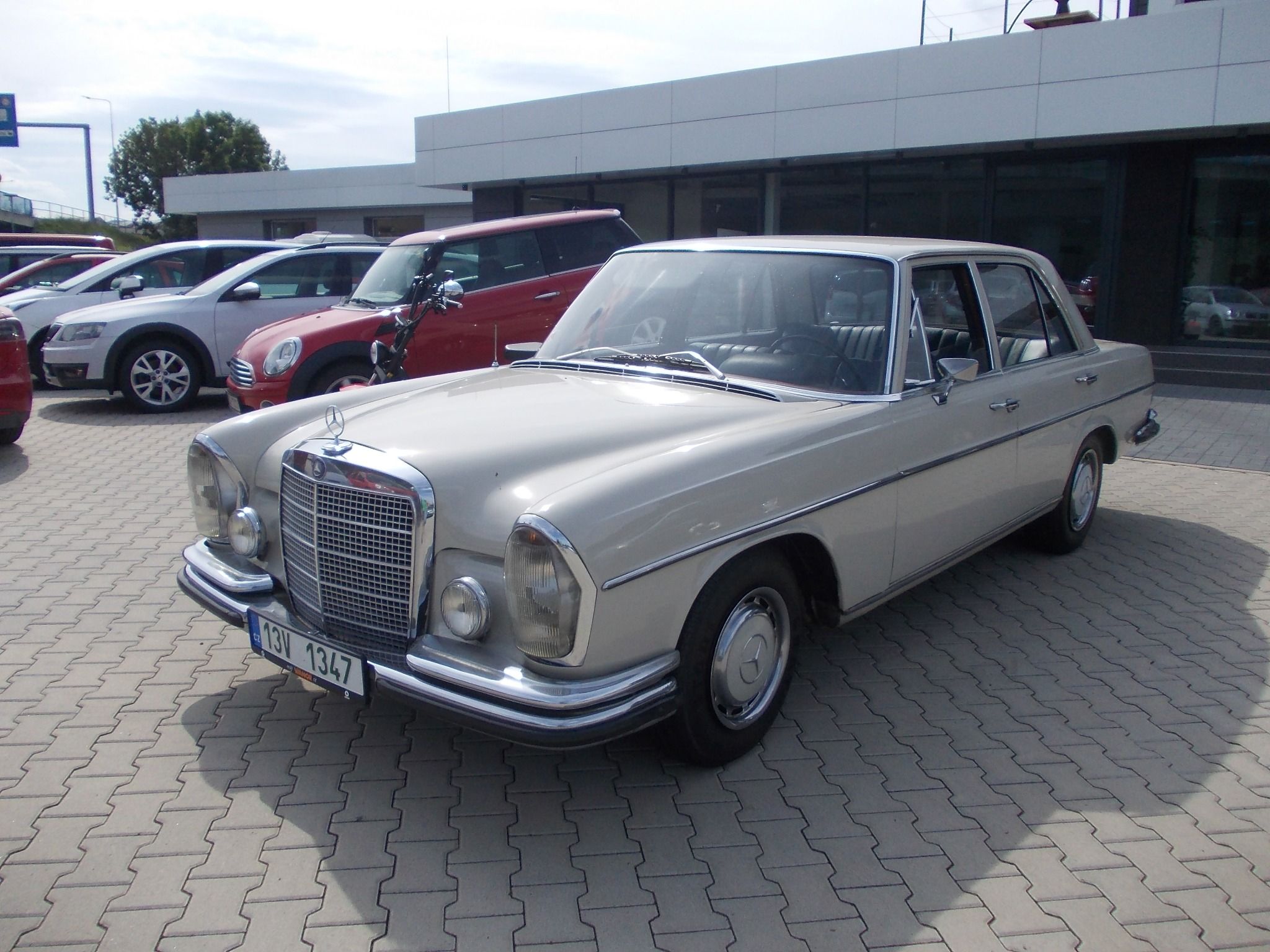 Mercedes-Benz Třídy S, S 280 W108 - fotka 2