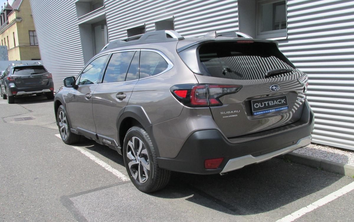 Subaru Outback, 2,5i TOURING MY25.5 - fotka 4