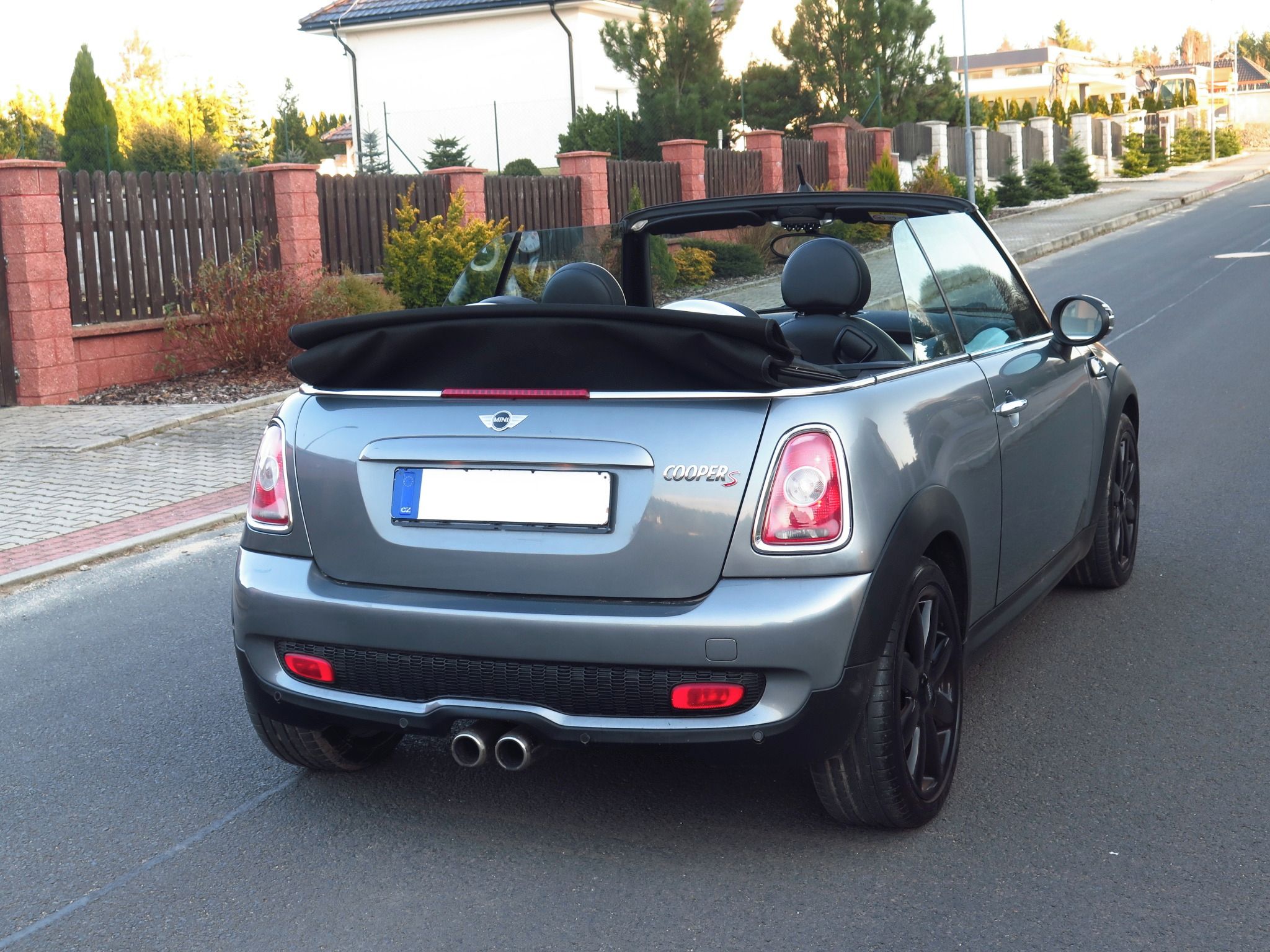Mini Cooper S, 1.6i - Kůže // Navi // 128kW - fotka 4