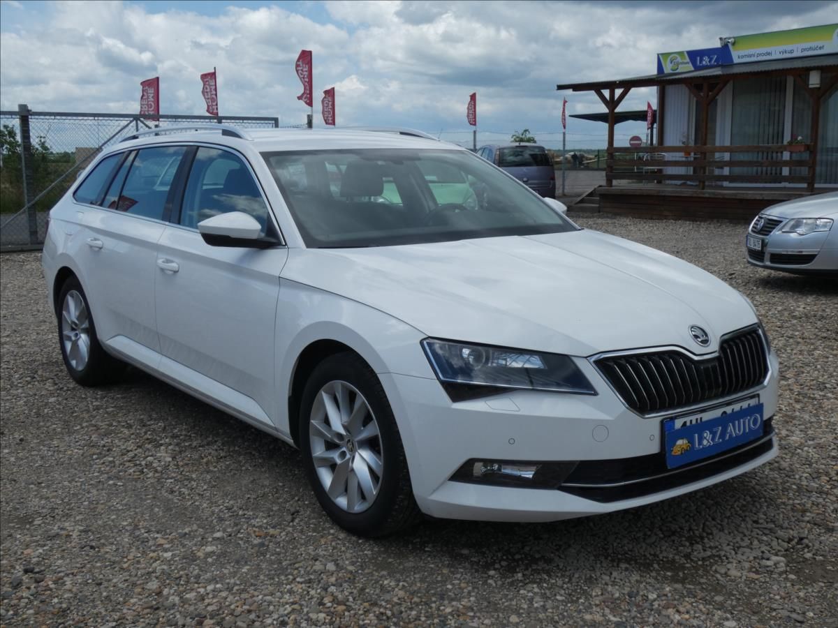 Škoda Superb, 2,0 TDI - fotka 3