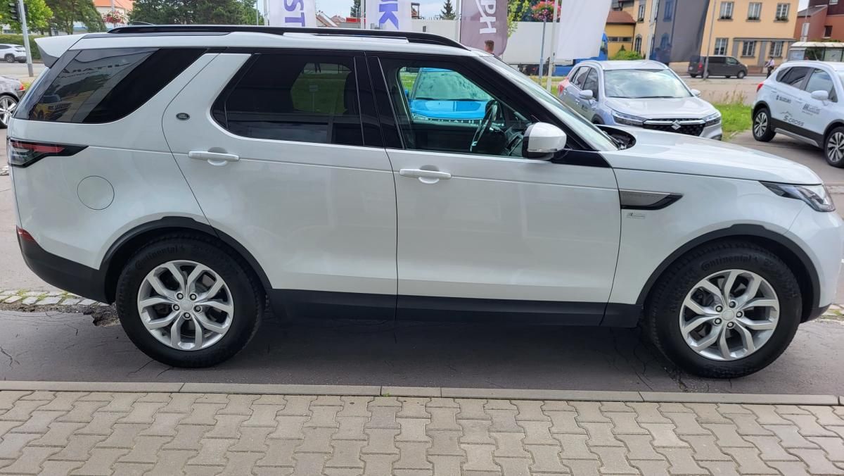 Land Rover Discovery, 3,0 TDV6 SE - fotka 6