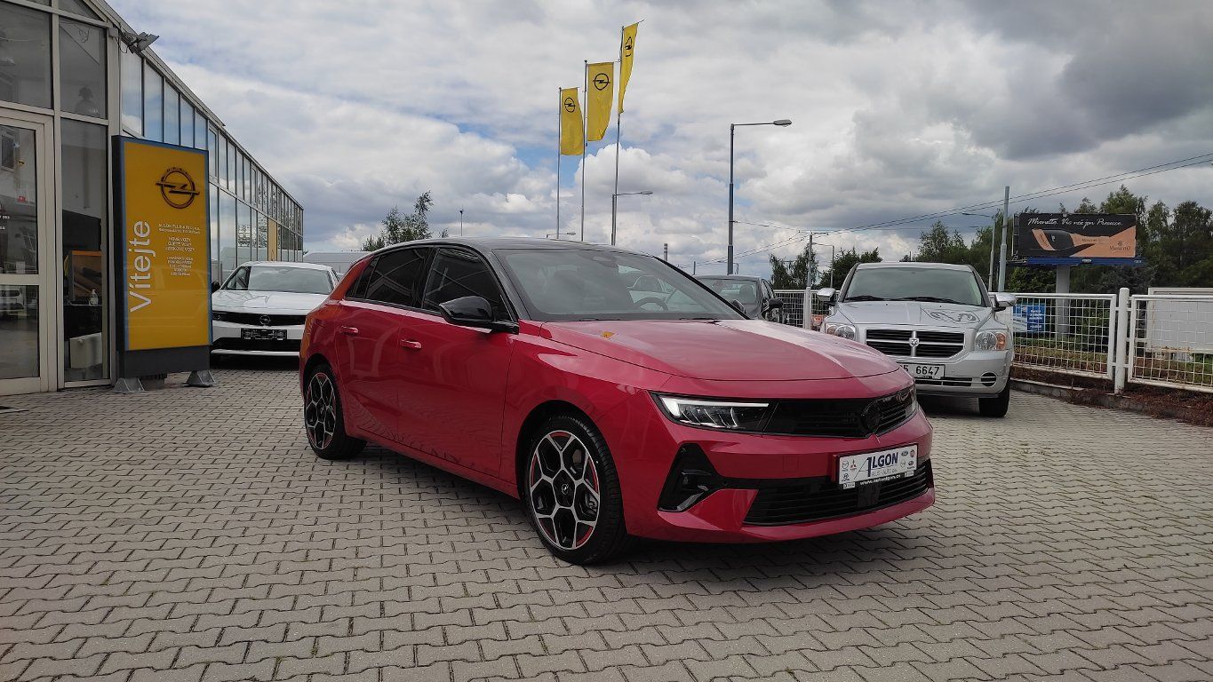 Opel Astra, PHEV GS Line 1,6 Turbo 133kW - fotka 6
