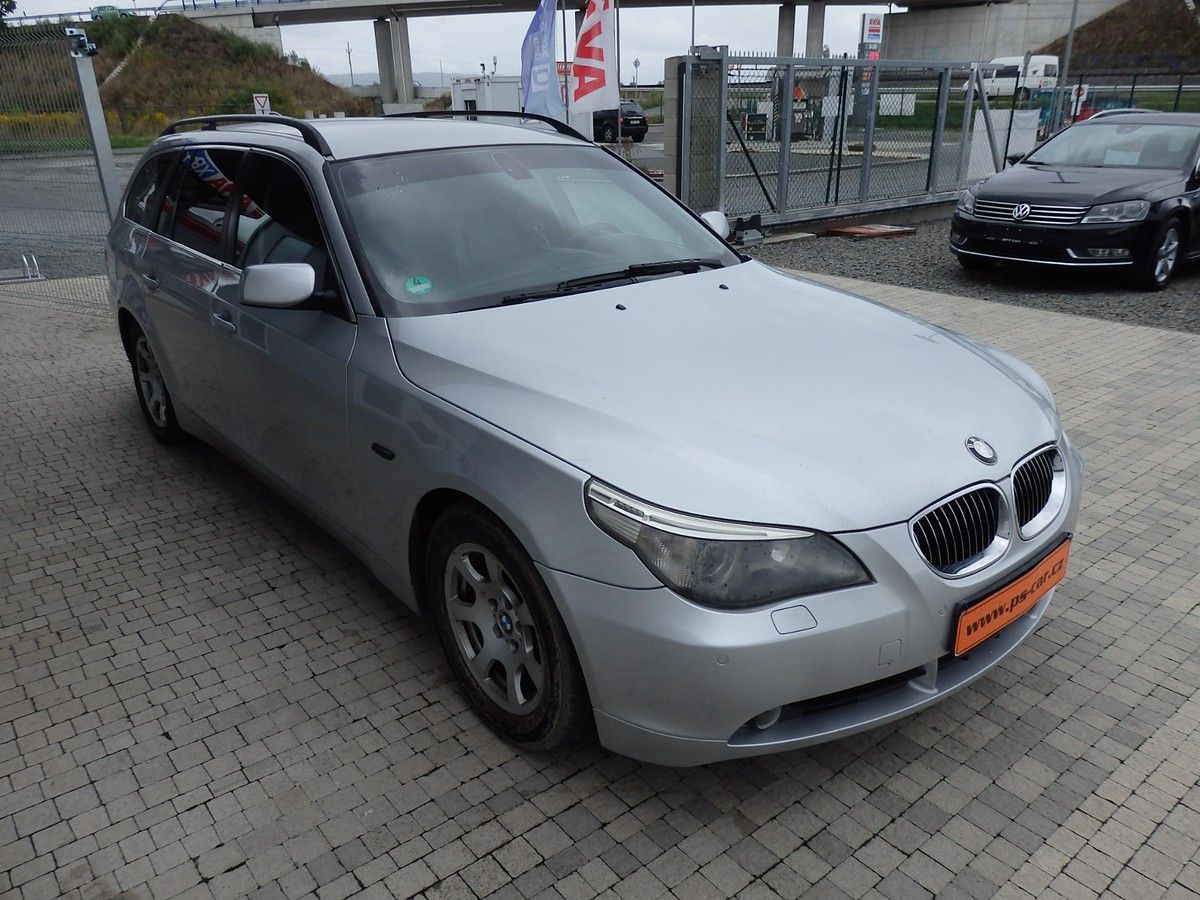 BMW Řada 5, 530d 6x AIRBAG, ZÁVĚS - fotka 3