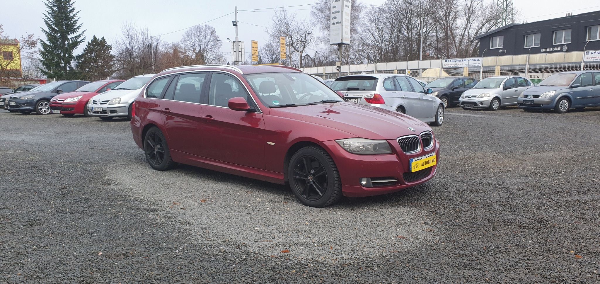 BMW Řada 3, 320 D 135KW top stav - fotka 2