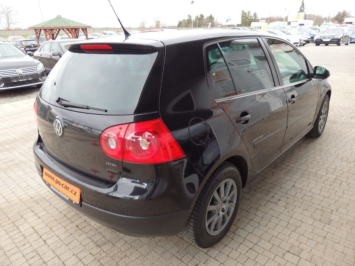 Volkswagen Golf, V 1,6 MPI 75kW KLIMA, TEMPOMAT - fotka 4