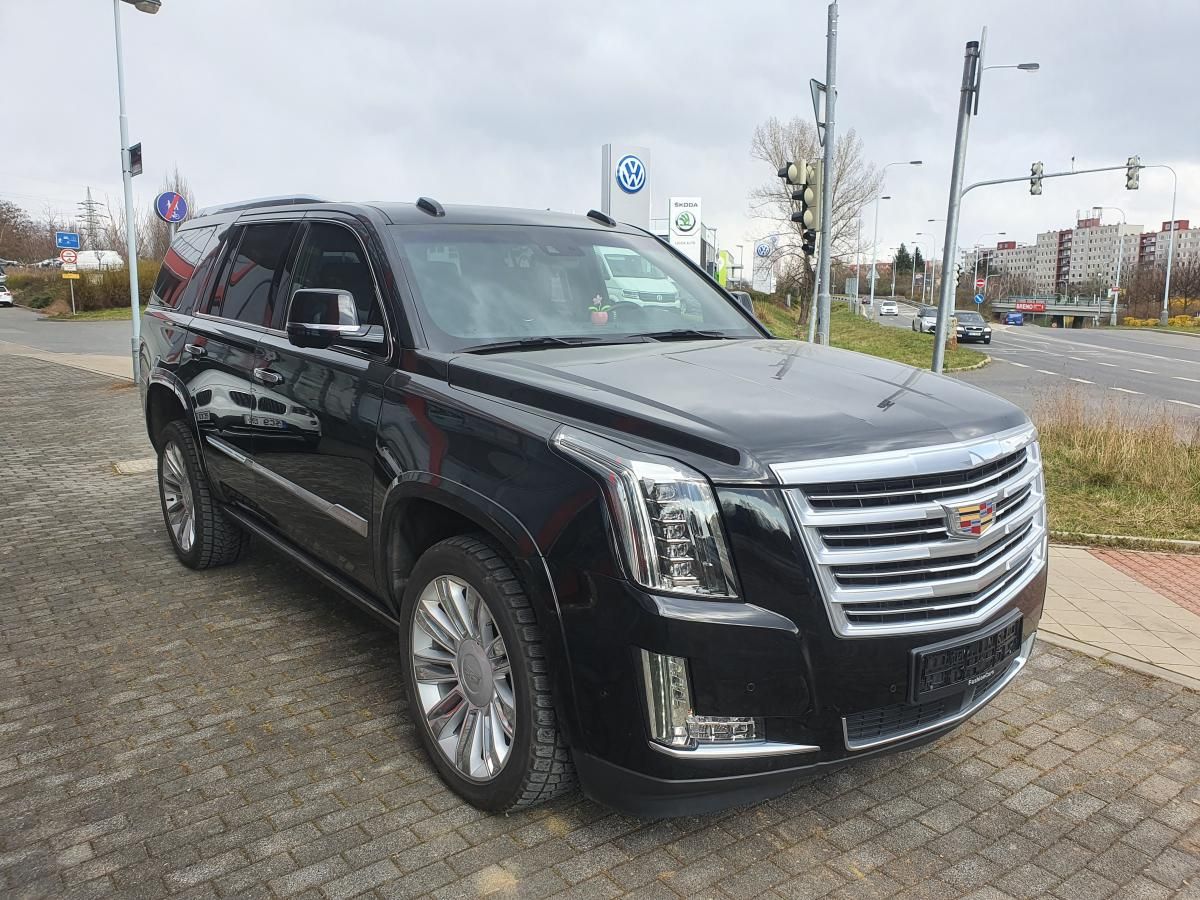 Cadillac Escalade, PLATINUM 8st AUTOMAT EU VERZE