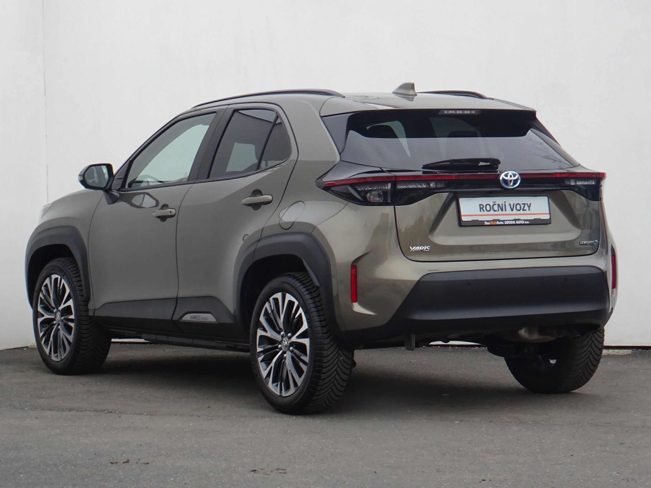 Toyota Yaris, Cross 1.5 hybrid 68 kW - fotka 6