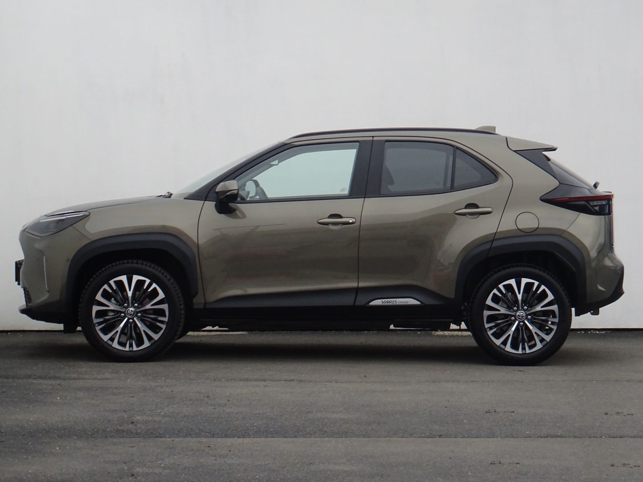 Toyota Yaris, Cross 1.5 hybrid 68 kW - fotka 3