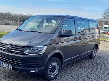 Volkswagen Transporter, 110 KW Long servis jen u VW