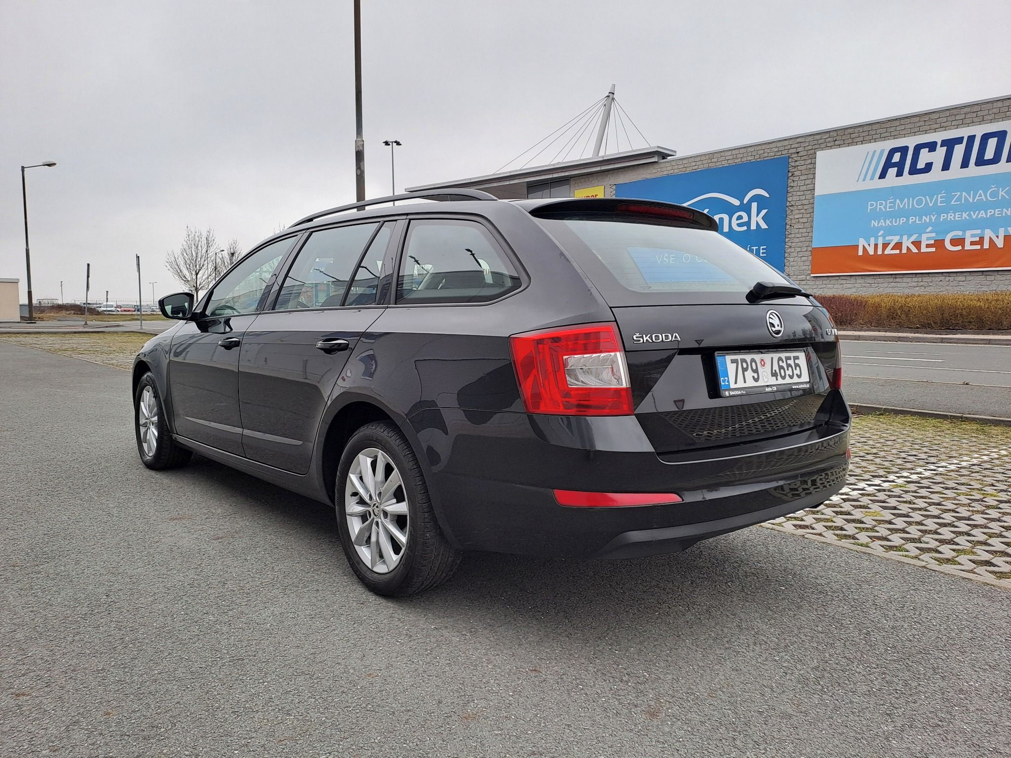 Škoda Octavia, 1.6TDI 81KW 2.MAJ VELMI PĚKNÁ - fotka 5