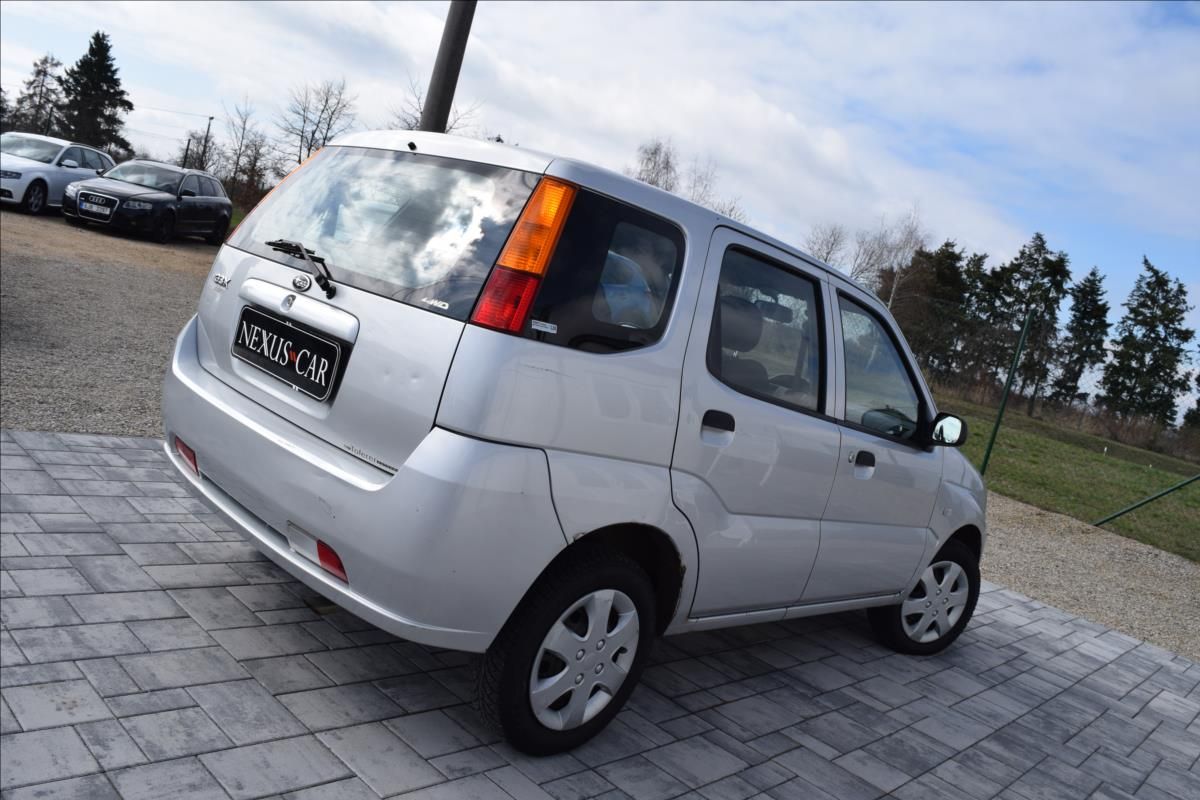 Subaru Justy, 1,3 G3X 4X4 KLIMA NOVÁ SPOJKA - fotka 4