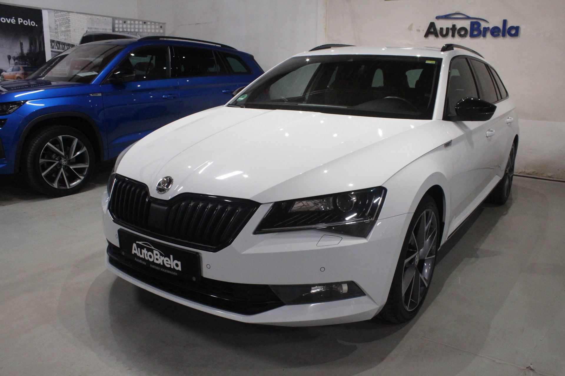 Škoda Superb, 2.0TDI DSG 4x4 SportLine 140kW - fotka 5