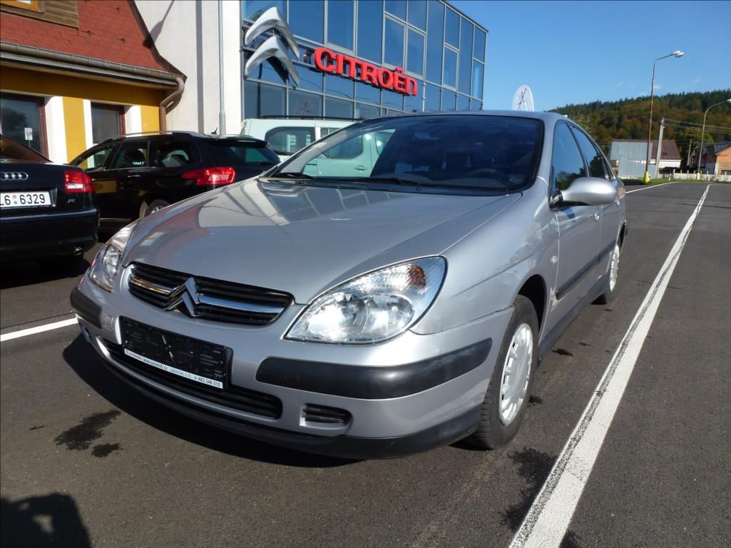 Citroën C5, 2,0   16V X - fotka 2