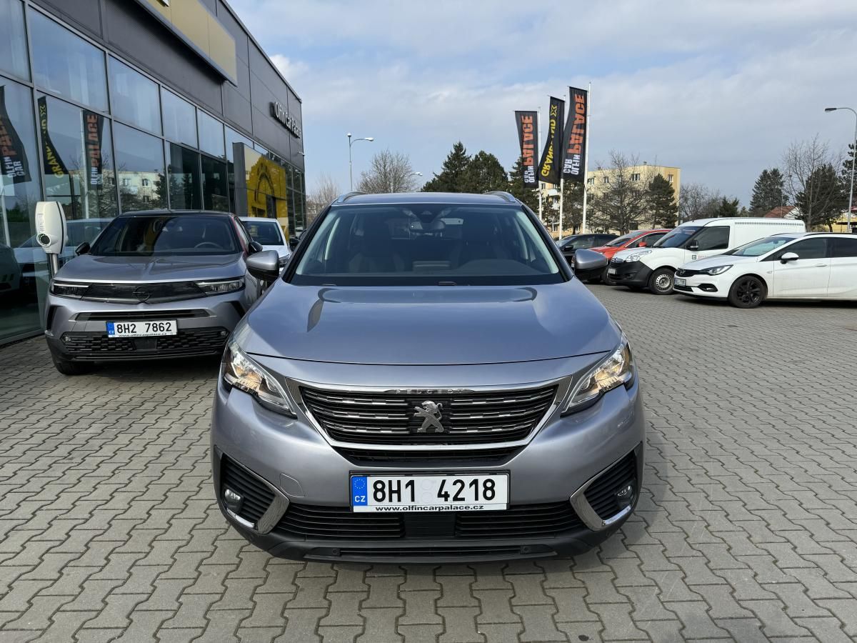 Peugeot 5008, Active 1.6HDi 88kW AT6 Navi - fotka 3